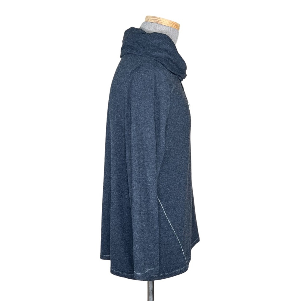 Chico’s Zenergy Charcoal Cowl Neck Tunic With Metallic Silver Trim 2=US1… - Picture 9 of 10